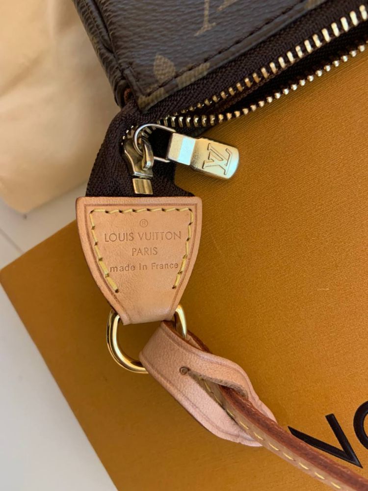 Сумка Louis Vuitton pochette accessories monogram новая