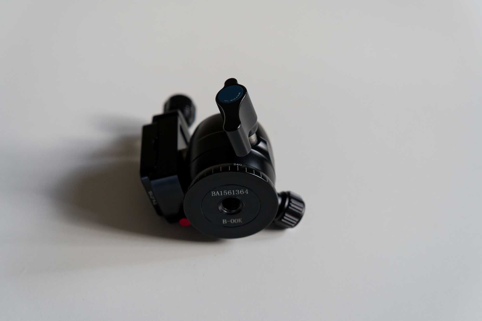 Statyw Sirui Traveler 5CX (carbon) + głowica Sirui B-00K