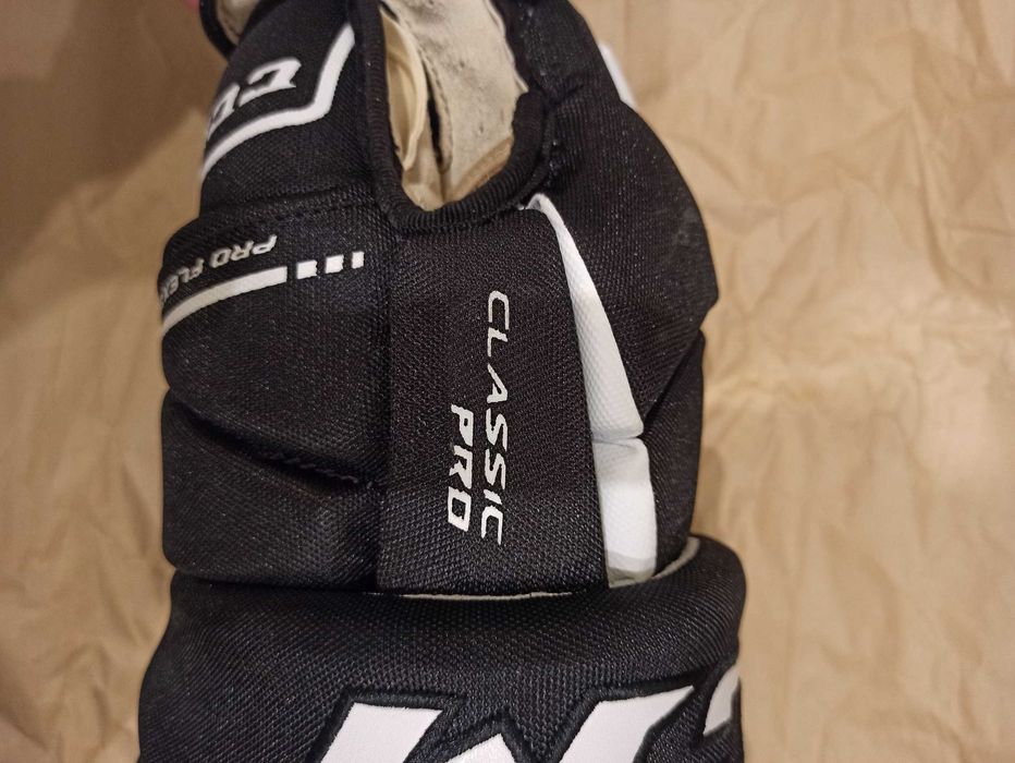 Хоккейные перчатки CCM Tacks Classic Pro