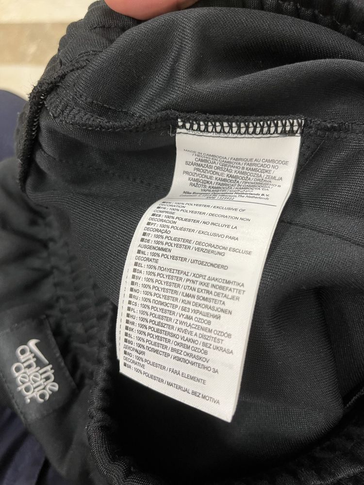 Широкі штани nike