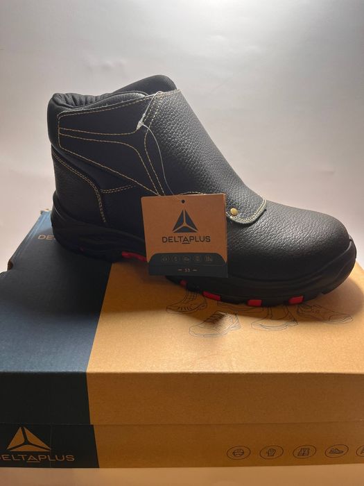 Захисні черевики Delta Plus Cobra 4 S3 SRC