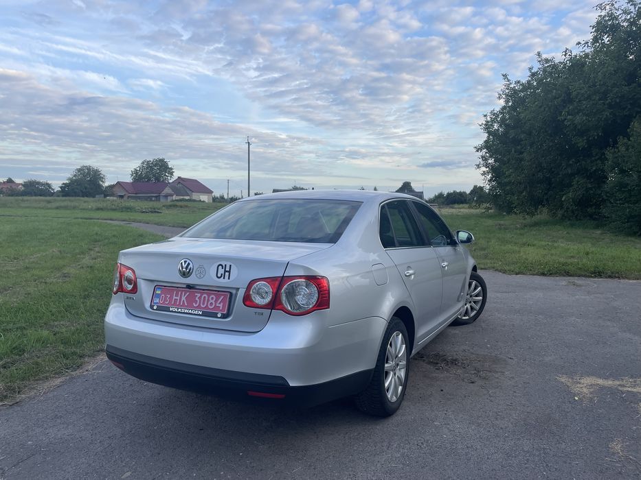 Продам свіжопригнану Volkswagen Jetta