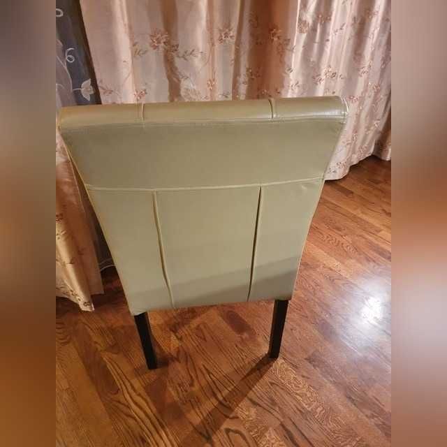 zestaw krzeseł do jadalni