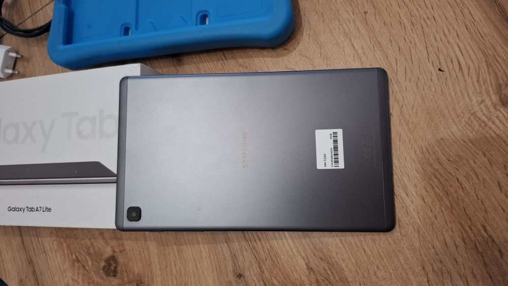 Tablet Samsung Tab A7 Lite Sm-T220 Idealny dla dzieci
