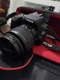 Canon EOS 250D câmara
