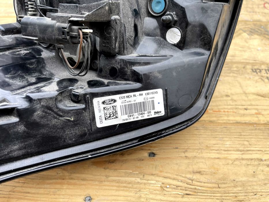 Lampa tylna prawa w błotnik Ford Kuga MK2 LIFT