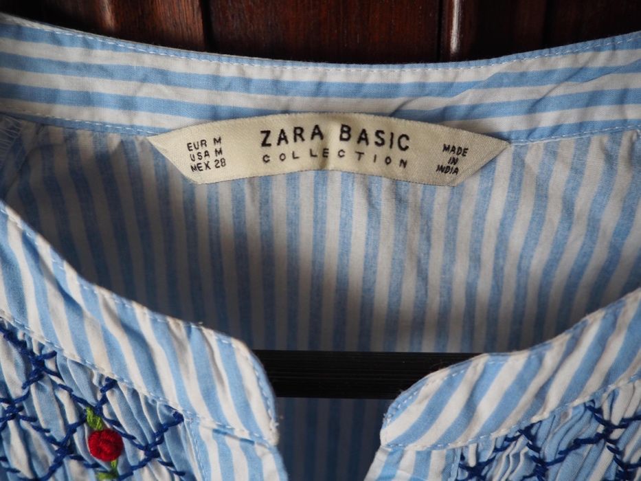 Camisa nunca usada Zara com detalhes bordados e flores