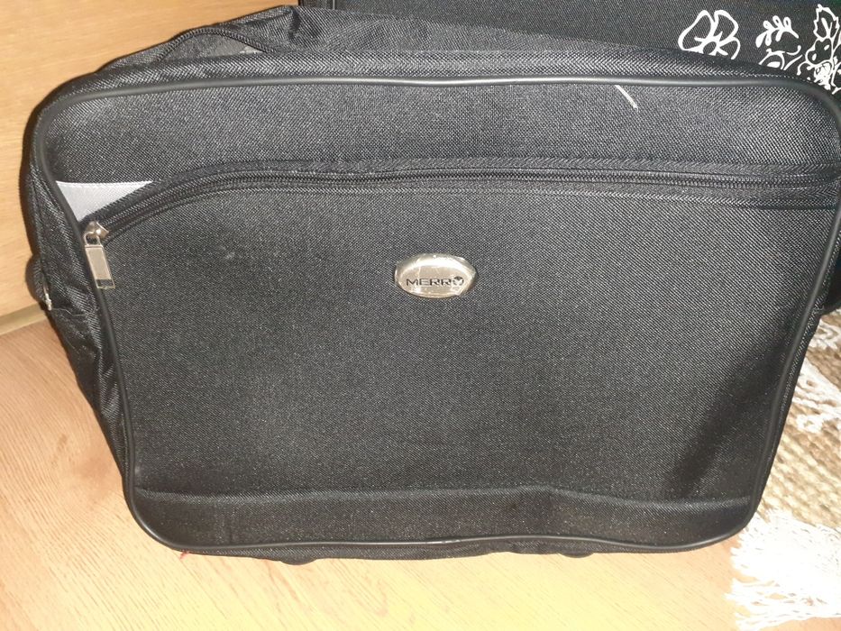 NOVO! Mala de viagem grande com bolsa necessaire