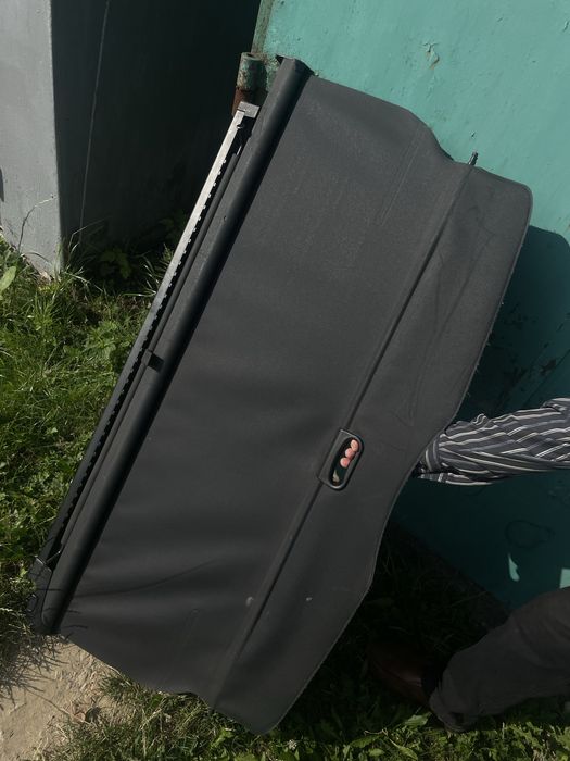 Продам Шторку Bmw e 61