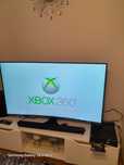 XBOX 360 sprzedam 2pady,kinect