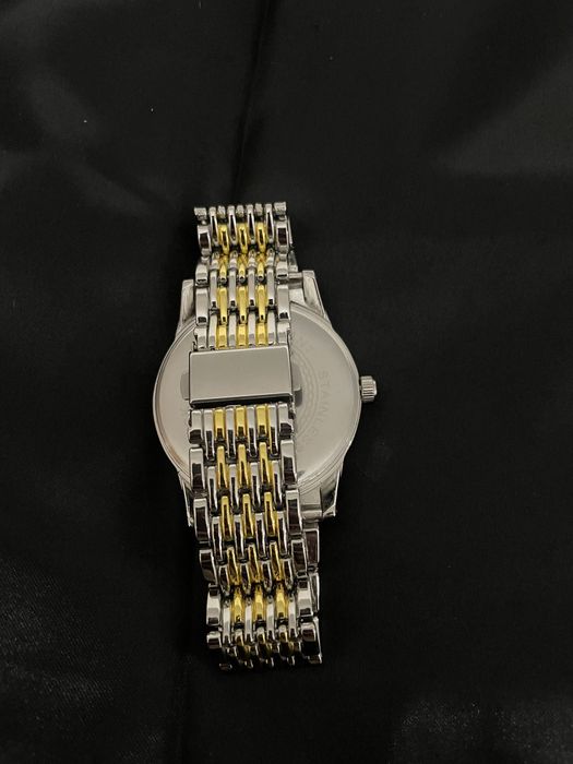 Годинник DEBLVE