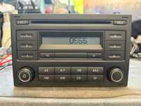 Fabryczne Radio RCD 200 MP3  VW POLO