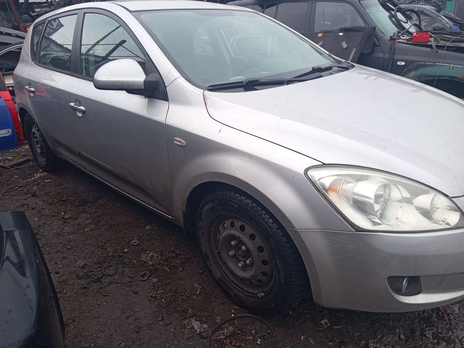 Разборка запчастини шрот kia ceed 07-09 g4fa,g4fc