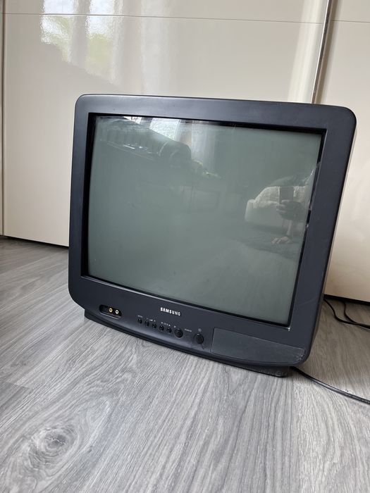 Телевізор Samsung розміри 50х50х45