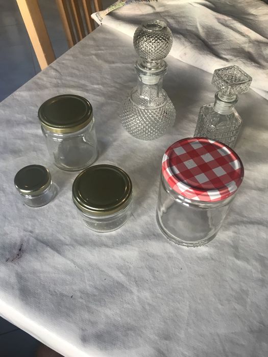 55 Frascos / Boiões de vidro novos e usados