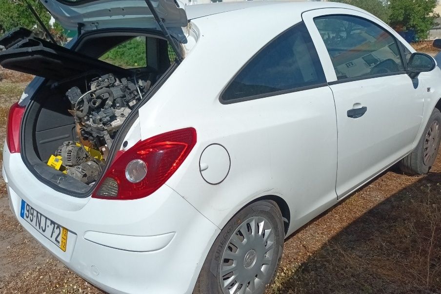 Opel corsa 1.3cdti 2012/12