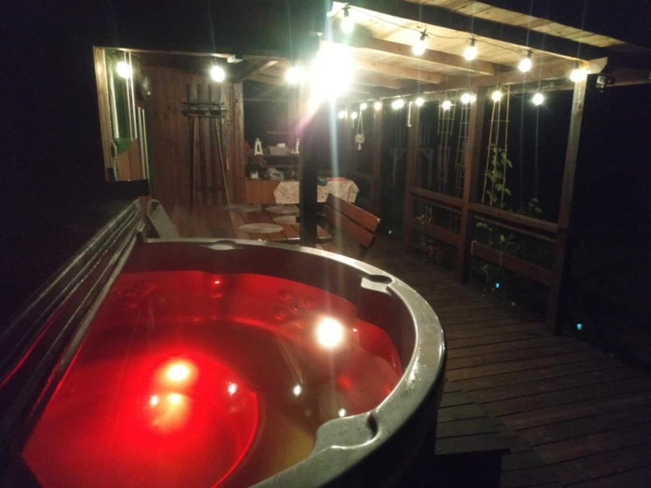 Domek z jacuzzi nad rzeką 40min od Waw  Balia na wyłączność