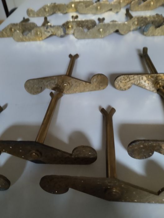 Torneiras antigas em latão