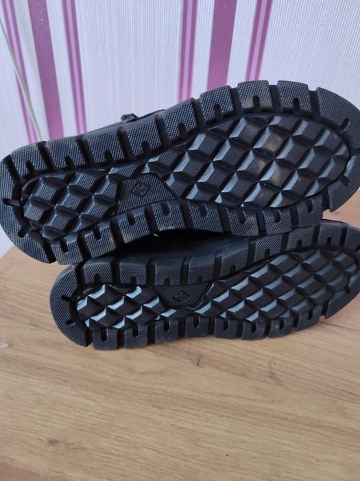 Ботинки зимние новые