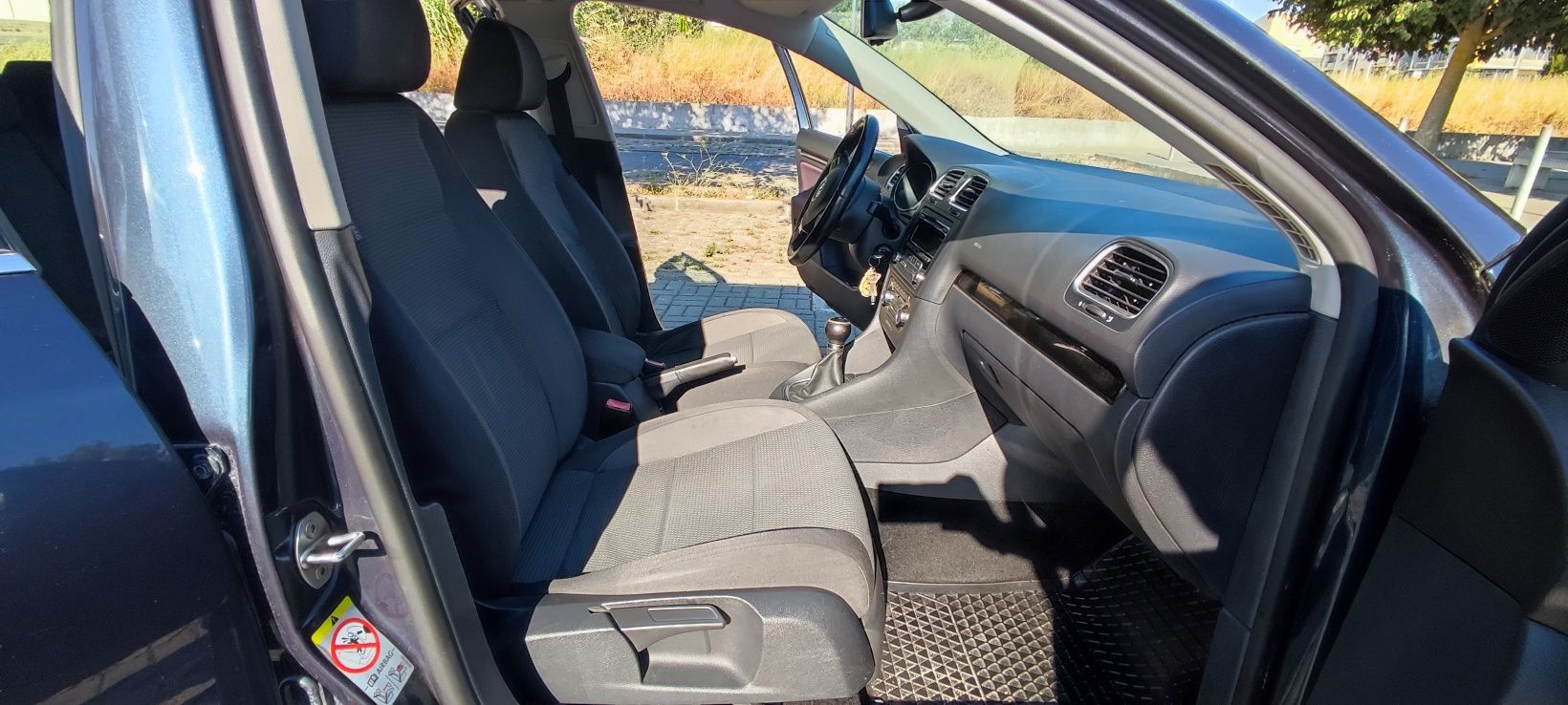 ÓPTIMO ESTADO - VW Golf Variant Confortline 1.6 TDi
