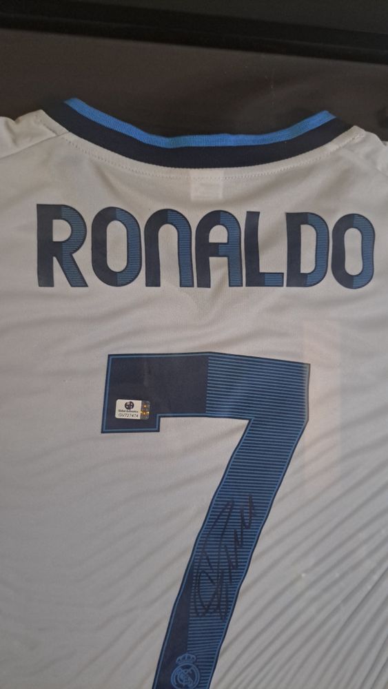 Camisola Cristiano Ronaldo oficial e autografada