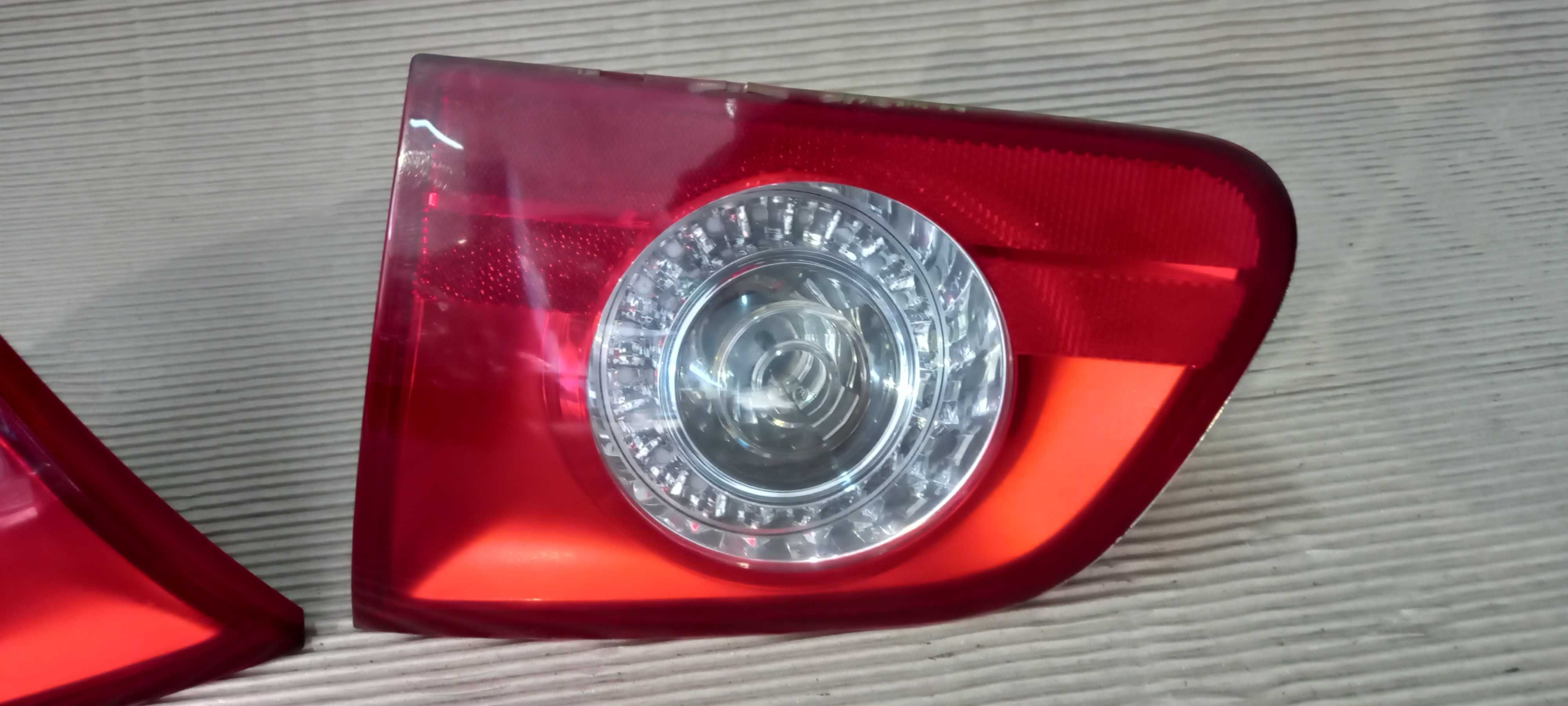Lampa tylna w klapę Volkswagen Passat B6 Kombi