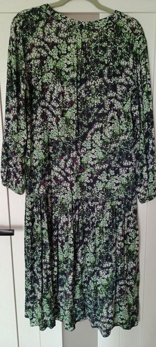 Sukienka Reserved 42 wiskoza midi