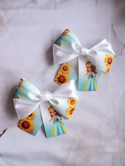Бантики зі стрічок в українському стилі