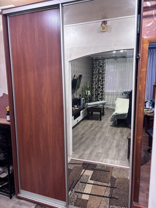 Продам шкаф купе