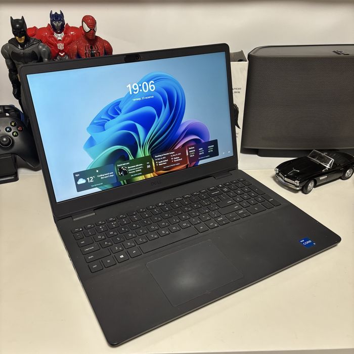 Ноутбук Dell Vostro 3500 15.6" FHD IPS i5-1135G7 Iris Xe 16/256Gb