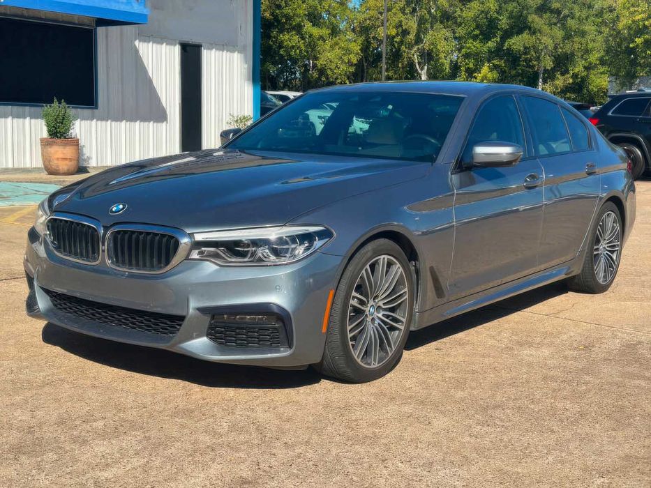 BMW 5 Series 530i      2019