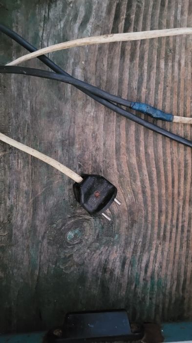 Продам робочу електроплиту