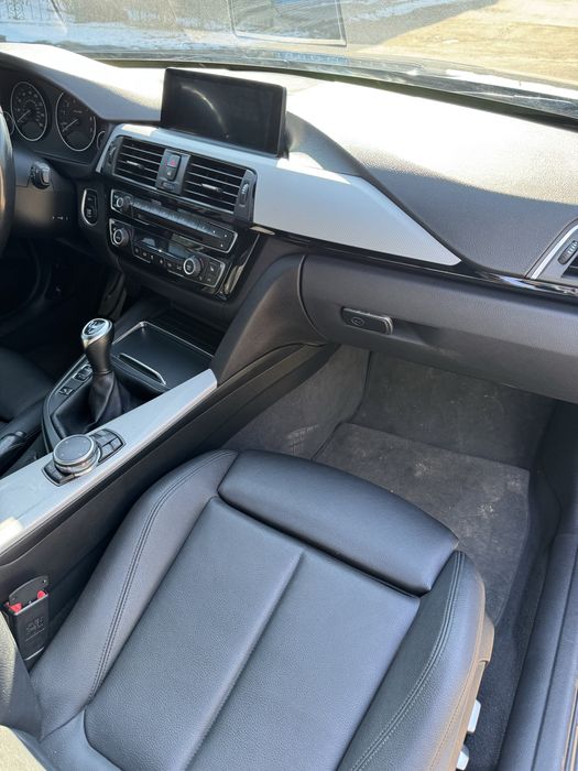 Бмв ф30 330і механіка