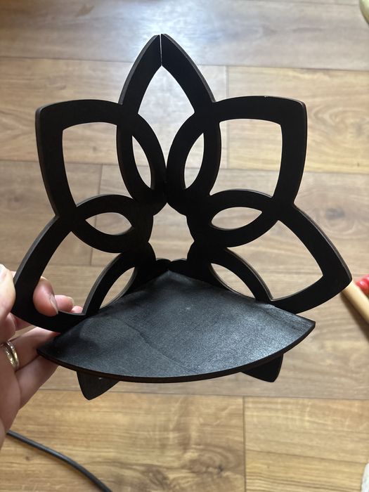 Kwietnik na jeden kwiatek wiszacy lub mini półeczka lotos