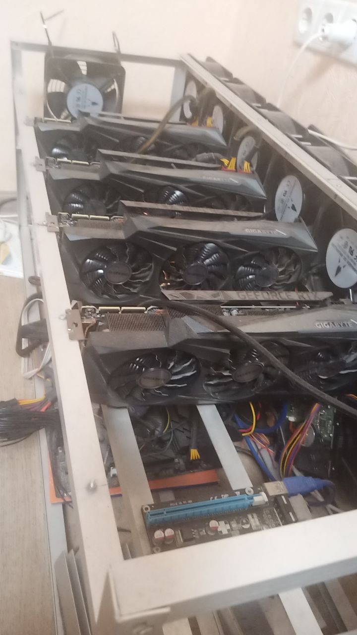 Відеокарта Gigabyte RTX 3090
