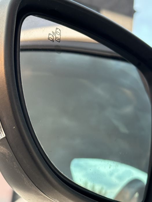 Nissan Leaf 2019 року з оригінальним пробігом 35 тис.км