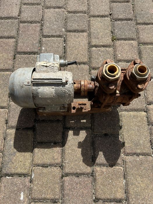 Pompa z silnikiem elektrycznym trój faz