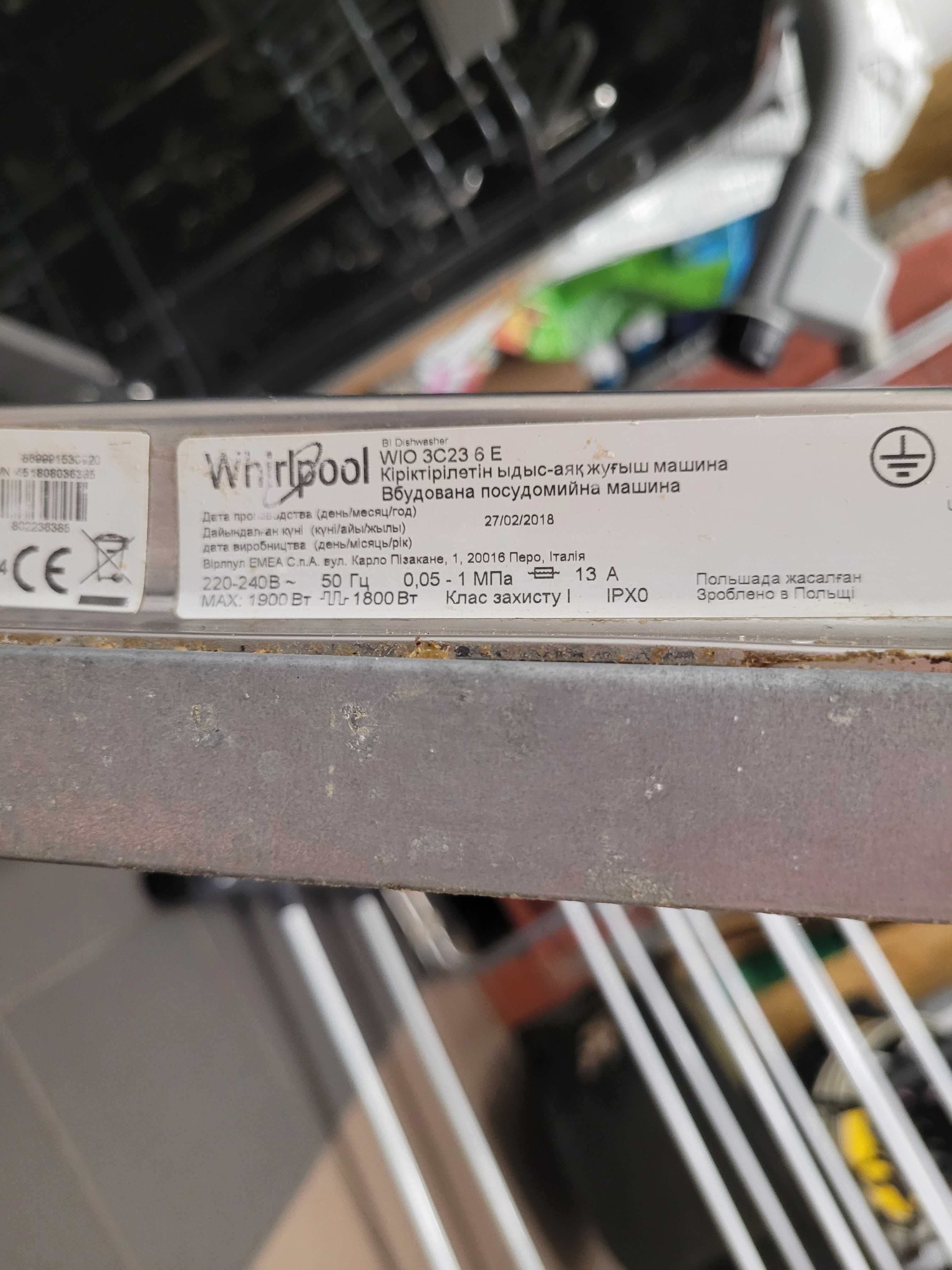 Zmywarka do zabudowy Whirlpool: pełnowymiarowa - WIO 3C23 6 E