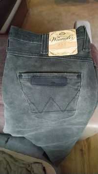 Spodnie Wrangler W28 L32 nowe wygodne dżinsy.