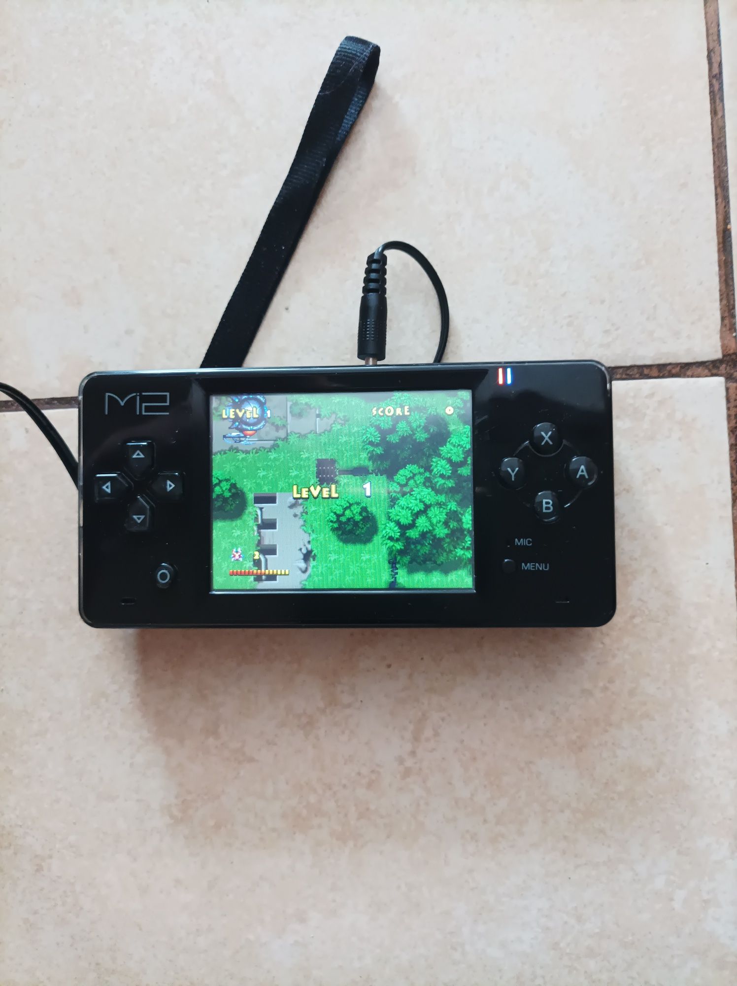 Gra M2 portable z muzyką