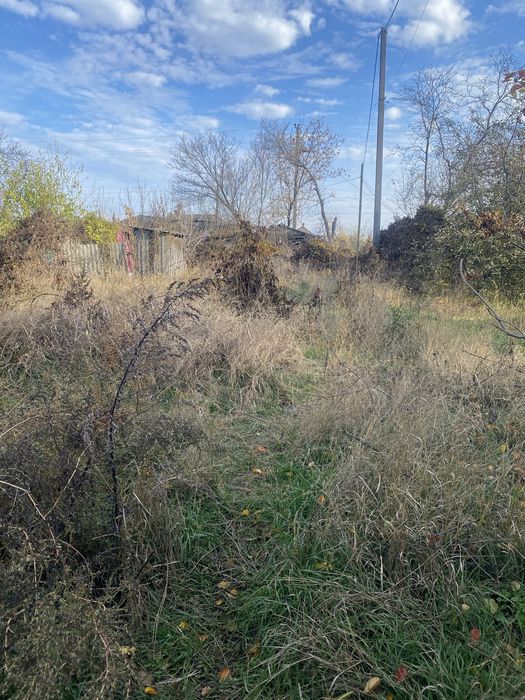 Продам газифіковану  зем. ділянку у центрі міста