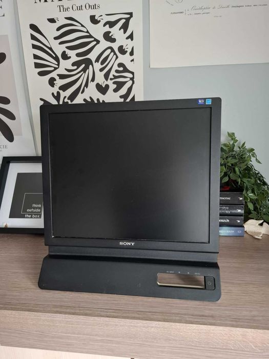 Sony 19 cali ekran monitor