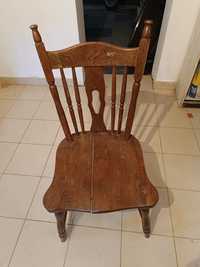 Stare drewniane krzesło antyk