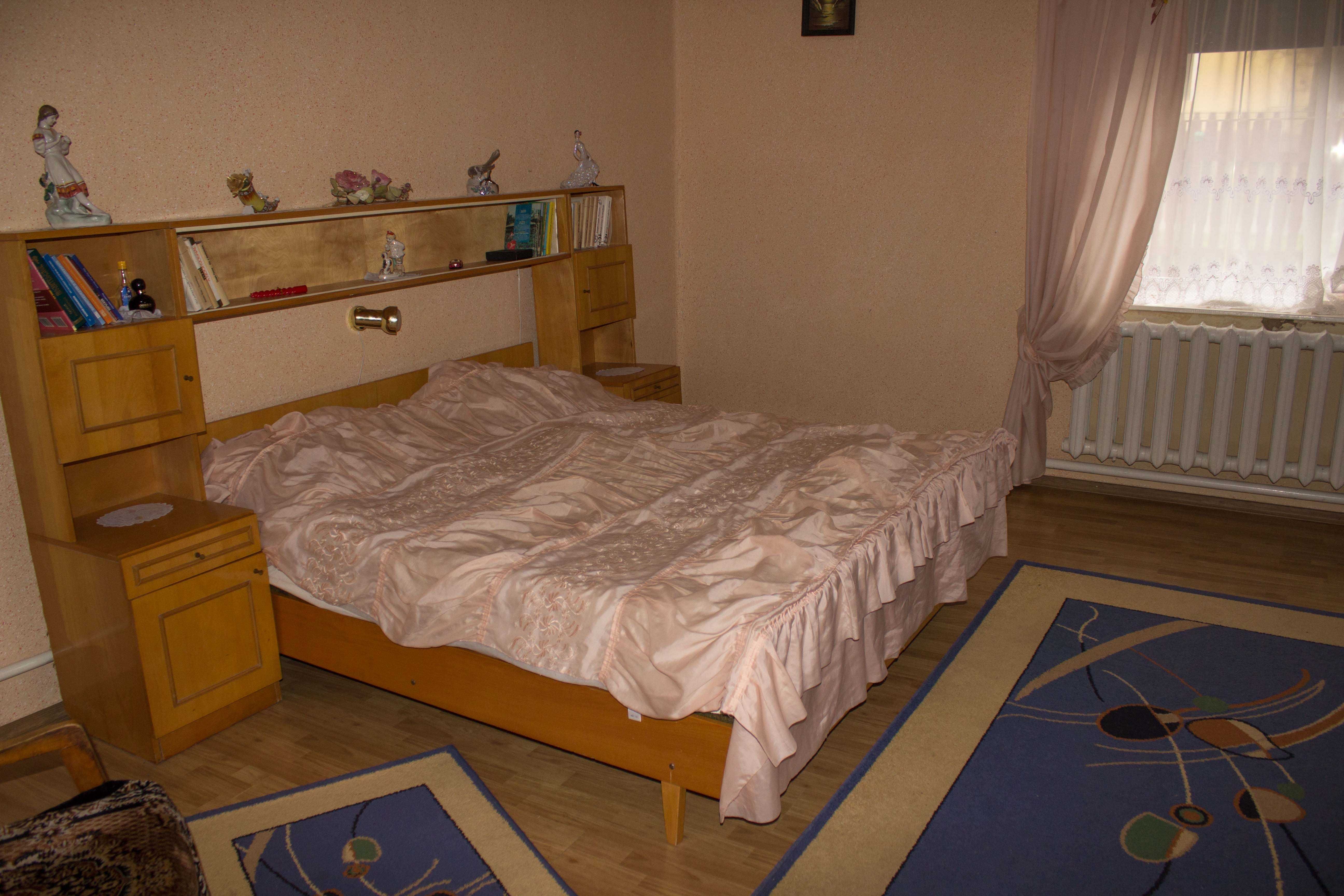 Продам    дом жил.пл. 150 м. кв. 5 ком.12км . от Ужгорода