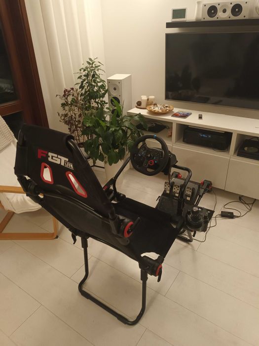 Zestaw fotel Next Level Racing kierownica Logitech G29 shifter