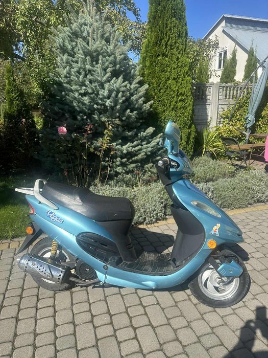 Скутер Defiant DT-125T-10 Vegas