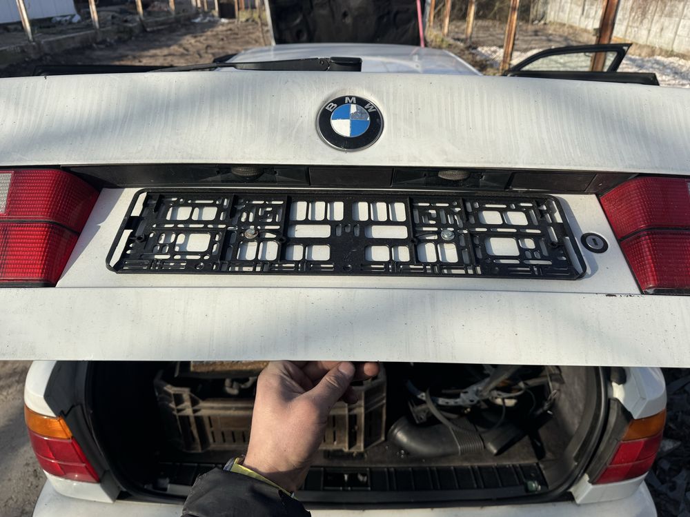 Idealna klapa tylna bez rdzy touring bmw e34 kilka kolorów rarytas