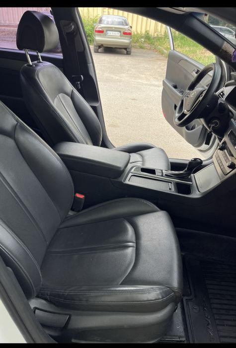 Продаю Hyundai Sonata 2014 газовая