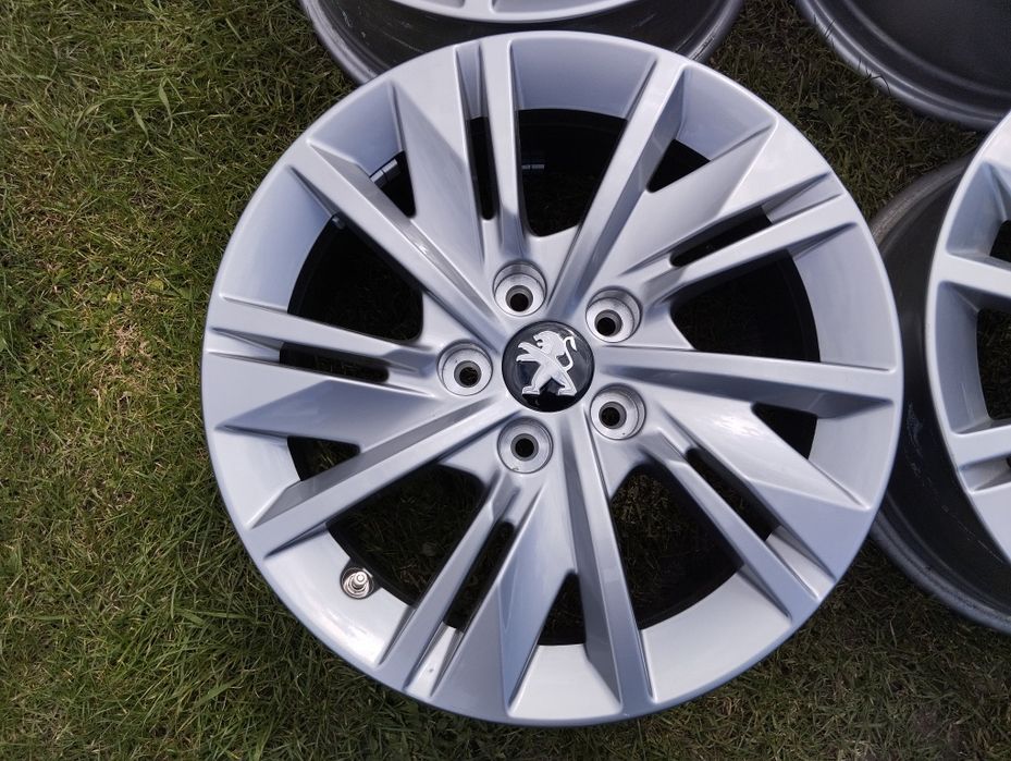 Felgi Peugeot Citroen 16" 5x108 7J ET40 65,1mm komplet demo