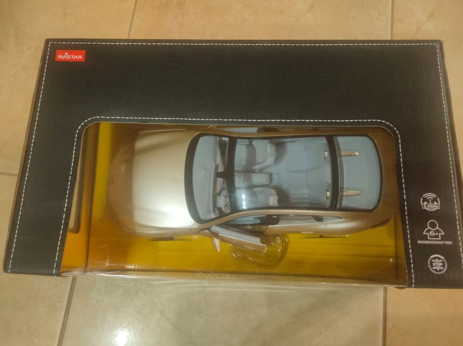 Auto na sterowanie Rastar 1:14 BMW i4 Concept